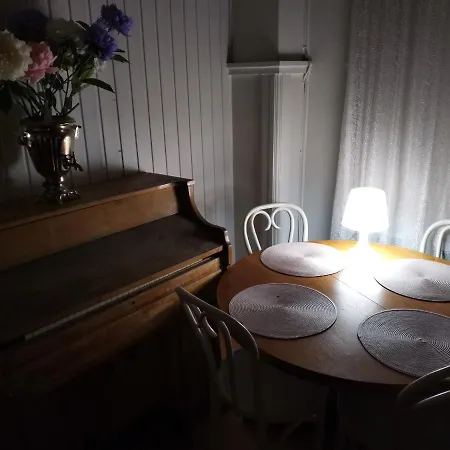 Apartment Immaculate 5-bed In *