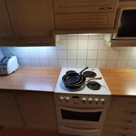 Immaculate 5-bed In * Kotka